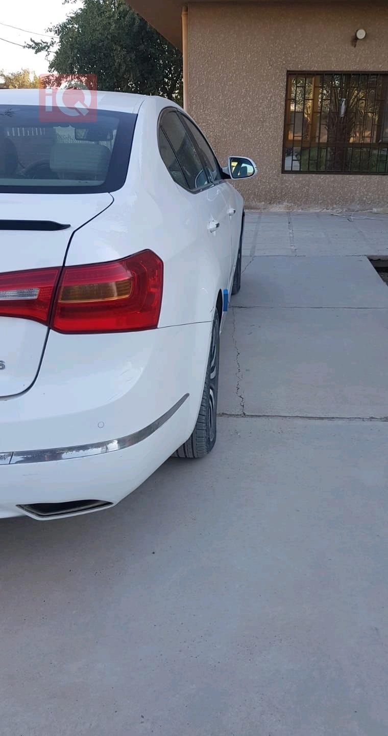 كيا كادينزا